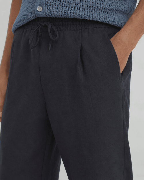 Relaxed-Fit Hose — Atmungsaktive Sommerhose